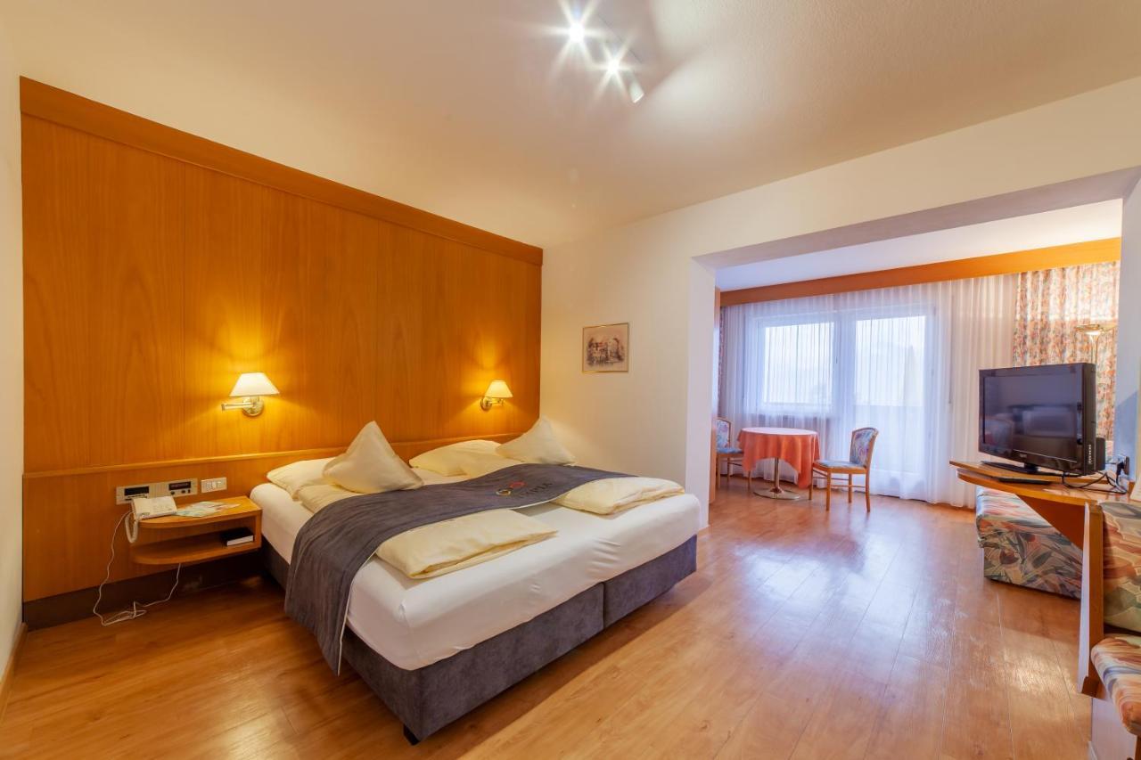 Fruehstuecks-Hotel Olympia Tirolo Eksteriør billede