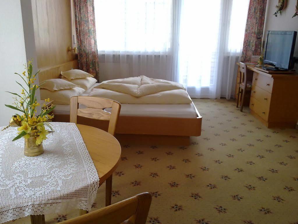 Fruehstuecks-Hotel Olympia Tirolo Eksteriør billede